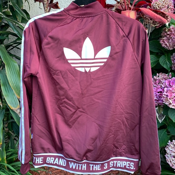 Adidas jacket - Picture 3 of 4